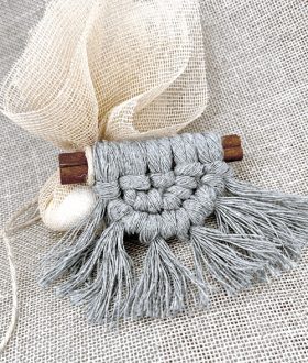 Μπομπονιέρα μακραμέ τόξο